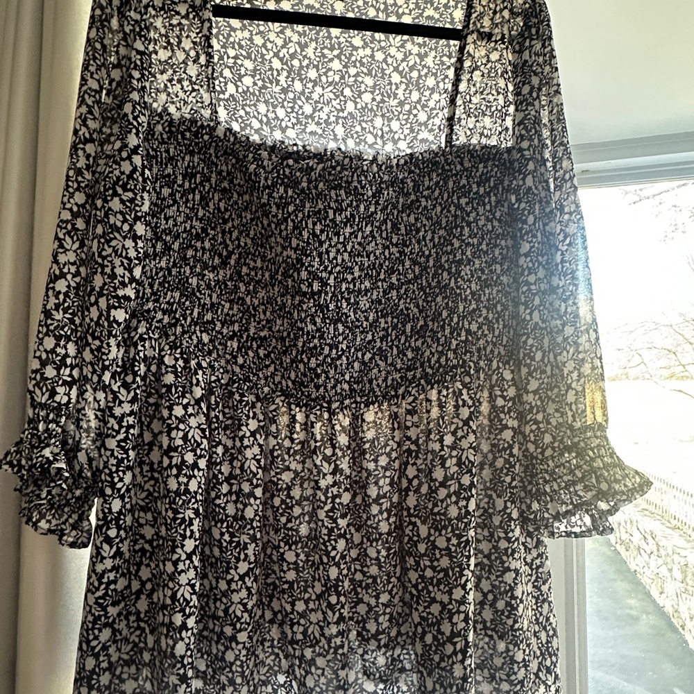 Torrid Floral Black and White Women's Top Size 2